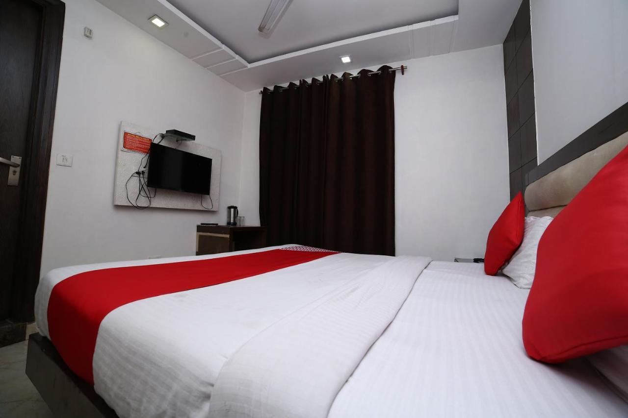 Oyo 11150 Hotel Jmd Rooms New Delhi Eksteriør billede
