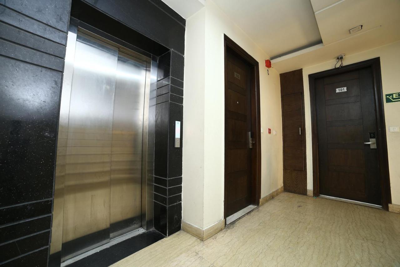 Oyo 11150 Hotel Jmd Rooms New Delhi Eksteriør billede
