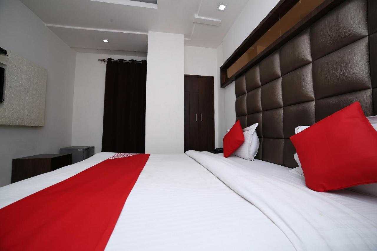 Oyo 11150 Hotel Jmd Rooms New Delhi Eksteriør billede